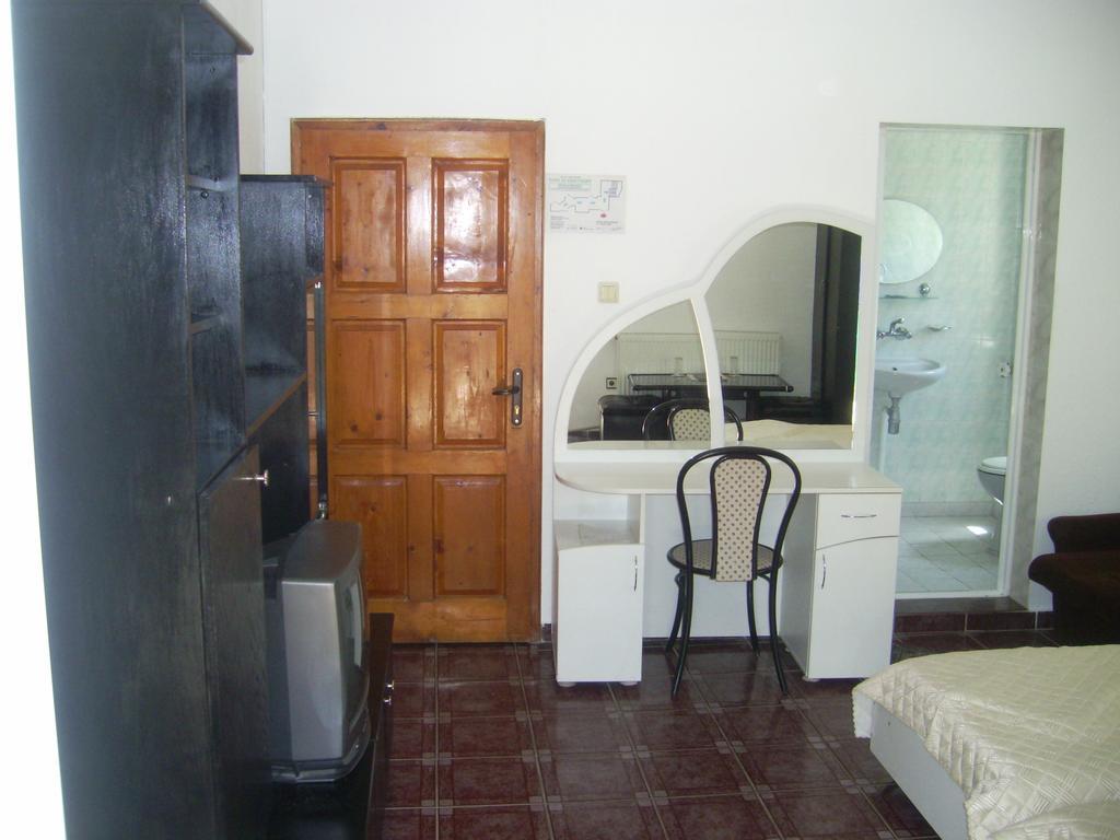 Family Hotel George Svilengrad Quarto foto